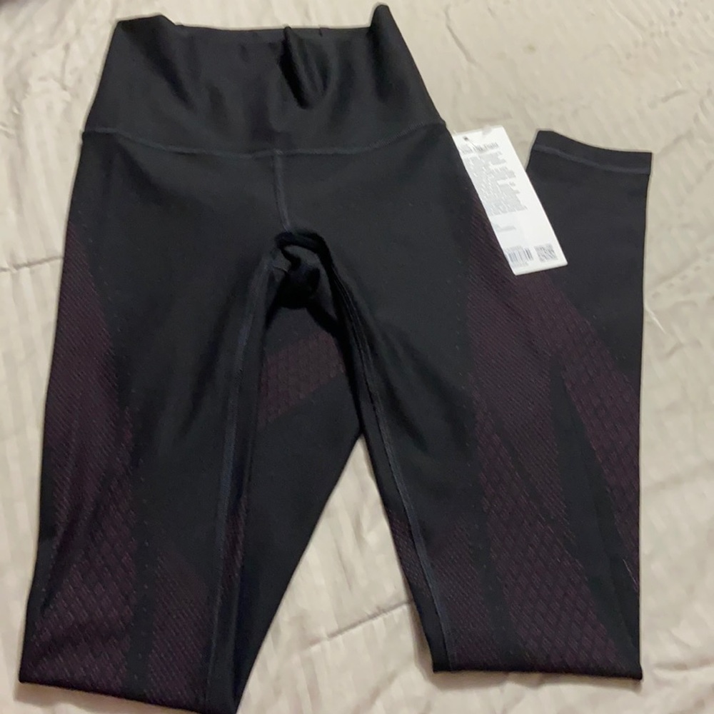 New lululemon leggings size 2